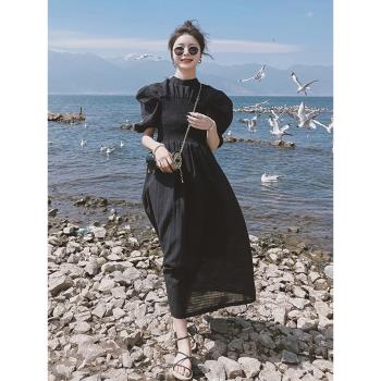 法式赫本風泡泡袖連衣裙女夏季2023年韓版顯瘦新款小黑裙公主長裙