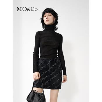 MOCO微透高領修身內搭黑色針織衫