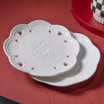 白色陶瓷法式花紋盤子 甜點點心拍攝道具 攝影拍照拍圖裝飾擺件