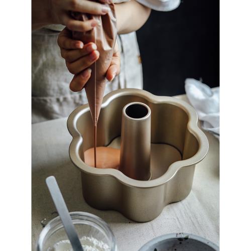 新款梅花形活底中空兩用海綿戚風乳酪紅絲絨磅蛋糕烤盤烘焙模具