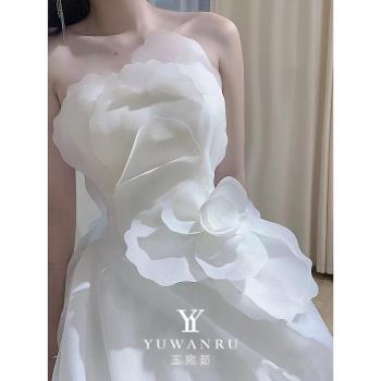 輕婚紗2023新款夏高級感出門紗白色抹胸法式緞面禮服裙女新娘主紗