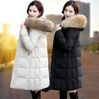 羽絨服女款2023年冬季新款品牌白鴨絨中長款時尚媽媽加厚保暖外套