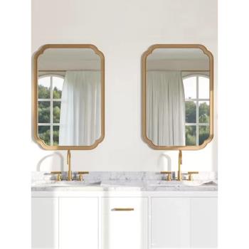 歐式復古衛生間鏡子簡約方形智能壁掛化妝鏡高清防霧法式浴室掛鏡