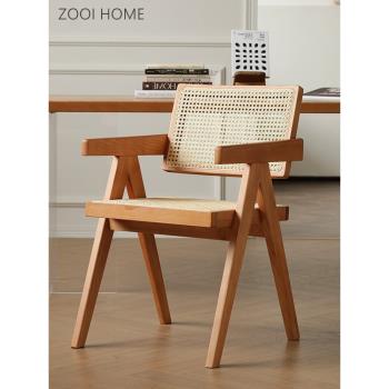 ZOOI HOME昌迪加爾椅家用復古靠背扶手椅北歐白蠟木實木藤編餐椅