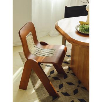 北歐實木餐桌椅復古創意藤編靠背椅子法式中古餐廳酒店洽談椅C椅