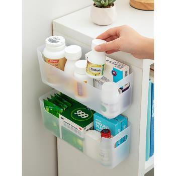 家用小型醫藥箱壁掛式免打孔小藥箱放藥的收納盒寶寶藥物收納架子