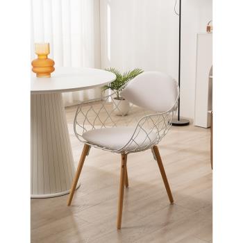 北歐餐椅編織花籃椅實木現代鐵藝單人沙發椅創意咖啡廳布藝軟包
