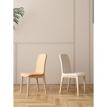 北歐餐椅原木色奶油風家用靠背皮椅子現代簡約設計師實木白色椅