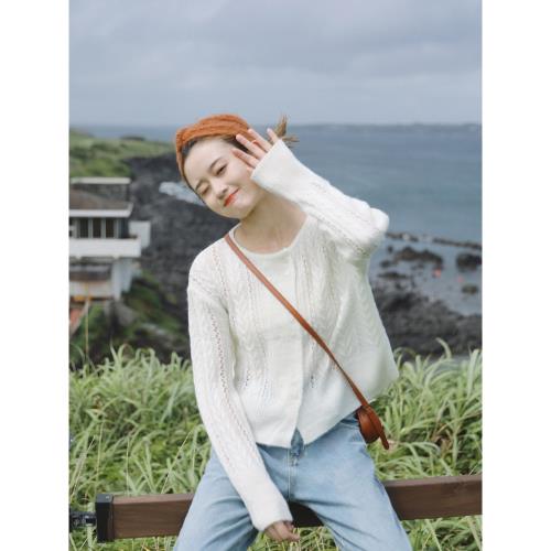 花吉B515米白色雙排扣馬海毛鏤空針織開衫女2026新款春針織衫毛衣