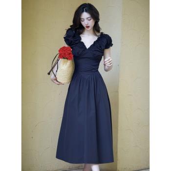 赫本風復古V領小黑裙泡泡袖法式連衣裙女夏梨形身材茶歇長裙黑色