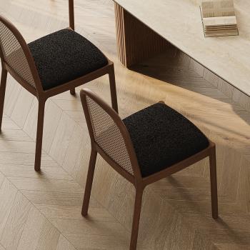 法式復古實木藤椅餐廳設計師創意簡約胡桃色家用餐椅 DIRK G 德克