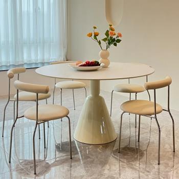 法式奶油風純白巖板餐桌家用餐桌椅現代簡約小戶型圓形圣杯餐桌