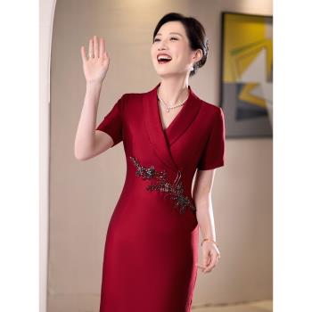 高階喜婆婆婚宴裝晚禮服裙小個子年輕媽媽婚禮服高貴洋氣V領修身