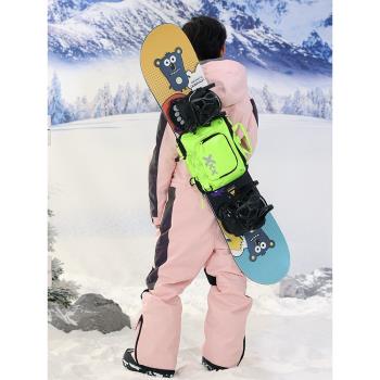 XXXsnow23款兒童單板背包野雪背包斜背滑雪包可背單板登山通勤包