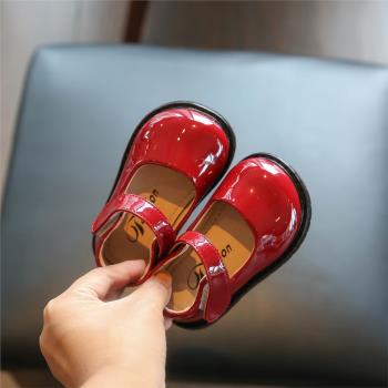 女寶寶春秋款軟底真皮紅色學步鞋