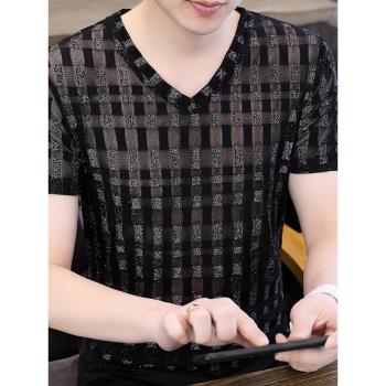 男士短袖T恤薄款夏季網紗鏤空冰絲v領t恤衫新款韓版修身上衣男裝