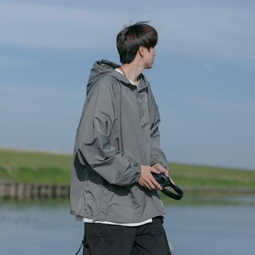 深灰色山系戶外防曬衣男款夏季薄款速干防曬沖鋒衣連帽登山服外套