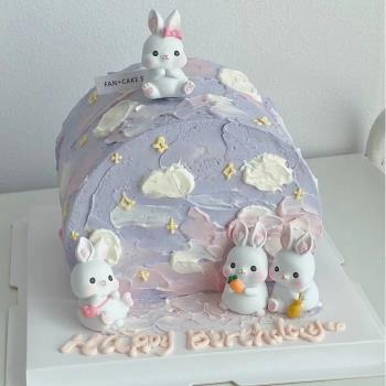 2023本命年萌兔蛋糕擺件可愛小兔子紙杯玩偶卡通白兔胡蘿卜裝扮品