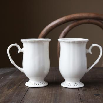 W1962出口歐洲陶瓷簡約優雅白色蕾絲鏤空底座高腳杯/咖啡杯茶水杯