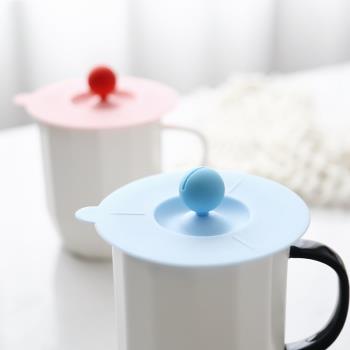 INS北歐藍粉馬克杯蓋可愛硅膠蓋 食品級安全衛生耐熱防塵可夾勺子