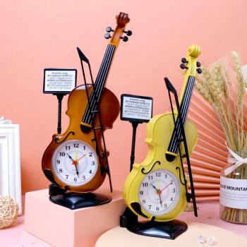 歐式古典小提琴模型擺臺時鐘創意手提琴辦公桌面裝飾兒童學生鬧鐘