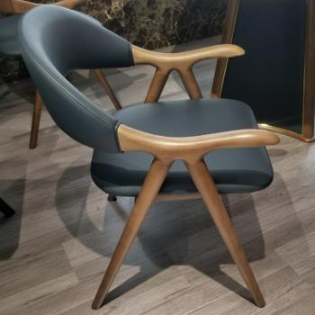 極簡餐桌書房椅子家用北歐實木餐椅休閑椅簡約現代靠背椅2023新款