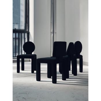 北歐ins風創意網紅黑色絲絨靠背家用餐椅設計師化妝椅子現代簡約