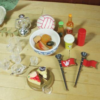青花瓷碗蘋果蛋糕排球飲料 含R-M食玩散貨 小娃用12分BJD迷你OB11