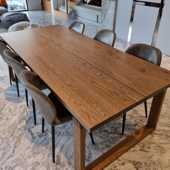 北歐莫比恩實木餐桌白蠟木家用簡約長桌子輕奢原木工作臺書桌同款
