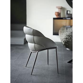 UP設計師家居網紅奶油風餐椅高級感真皮椅子現代簡約輕奢靠背餐椅