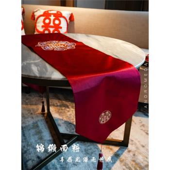 中式桌旗結婚用紅色喜字茶幾訂婚桌布婚禮婚房裝飾餐桌電視柜蓋巾