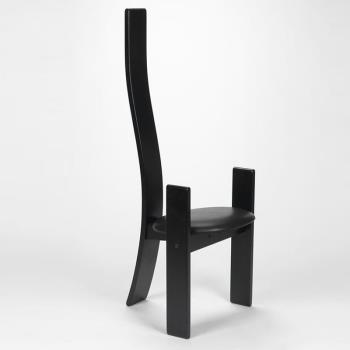 復古中古餐椅單人設計師靠背椅實木裝飾椅侘寂風三腳椅高背黑色椅