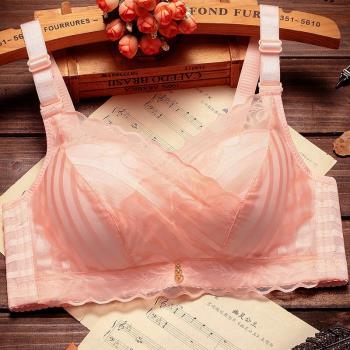 內衣女士無鋼圈小胸加厚款蕾絲性感聚攏調整型收副乳薄款套裝文胸