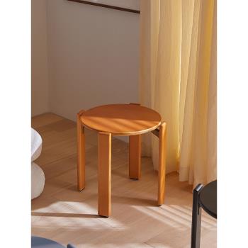 小卡家居北歐家用餐廳餐凳ins實木圓凳疊放板凳現代簡約圓形木凳
