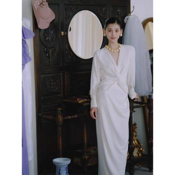 新娘小眾V領長袖連衣裙訂婚禮服