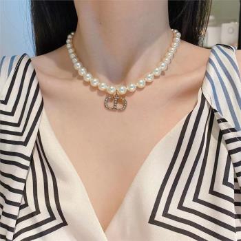 奧米迪奧CD復古珍珠項鏈歐美設計高級感鎖骨鏈新款輕奢女頸鏈飾品