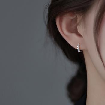 925純銀橄欖葉耳圈女簡約樹葉耳釘2023新款爆款小眾設計耳環耳飾