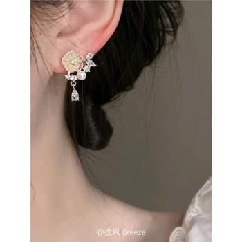 「花樣浪漫」耳釘高級感2023新款爆款法式玫瑰珍珠溫柔甜美耳飾女