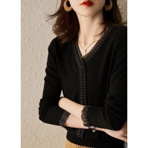 蕾絲打底衫女春秋2024新款內搭洋氣時尚木耳邊v領毛衣針織衫上衣