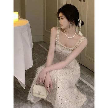party聚會小禮服高階輕奢小眾法式高階感重工羽毛亮片吊帶連衣裙