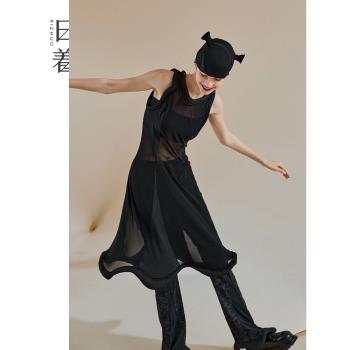 日著原創設計感女裝2023秋季新款小眾趣味黑色微透彈力無袖連衣裙