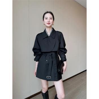 PINKEEN黑色高級感風衣女秋季2023新款收腰小個子氣質中長款外套