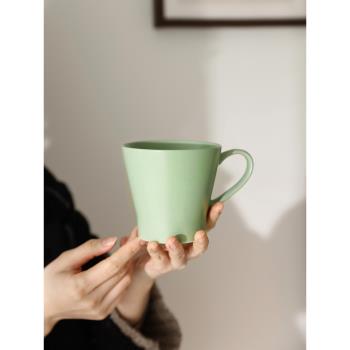 肆月 法式咖啡杯ins風拿鐵杯高檔精致下午茶杯子陶瓷杯家用拉花杯