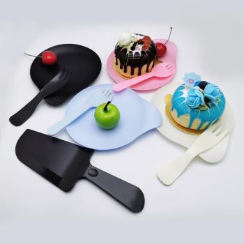 簡裝一次性蛋糕盤塑料盤刀叉碟套裝水滴盤生日蛋糕刀叉盤生日組合