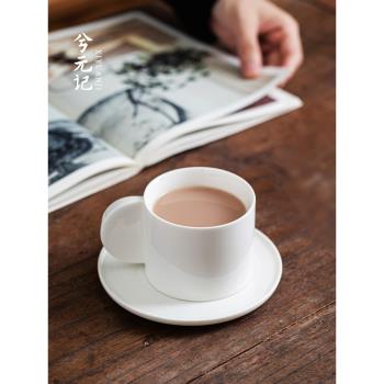 高顏值羊脂玉瓷咖啡杯子高檔精致茶杯陶瓷家用下午茶茶具杯碟套裝