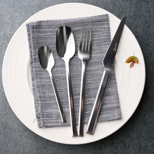 加厚不銹鋼西餐刀叉勺套裝 創意家用叉子西式吃牛排的刀叉ins餐具