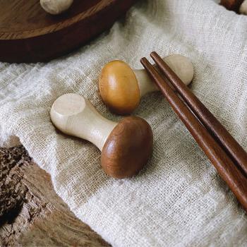 實木復古創意可愛蘑菇擺件筷子架