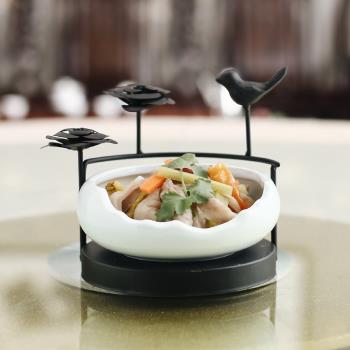 新款高檔會所酒店明檔涼菜盤中國風復古意境鐵藝陶瓷特色創意餐具