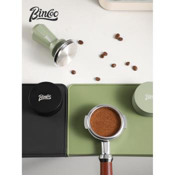 Bincoo咖啡壓粉墊硅膠防滑吧臺轉角填壓墊子布粉器套裝手柄底座