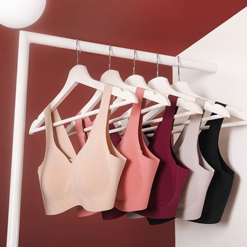 一片式無痕聚攏文胸光面舒適無鋼圈女士內衣薄款美背大胸顯小純色